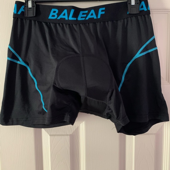 Baleaf Men's Boxer Briefs for bike riding in Black with Blue Highlights - Picture 1 of 4